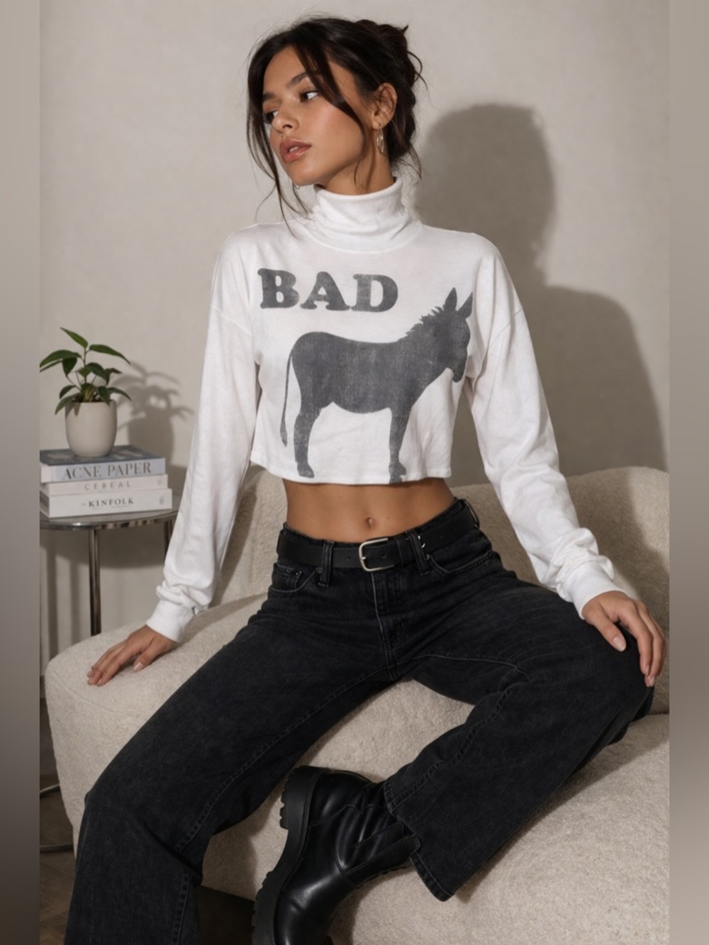 Urban Outfitters ODDPEOPLE | BAD Donkey Graphic Crop Top Turtleneck Y2K - Picture 5 of 10